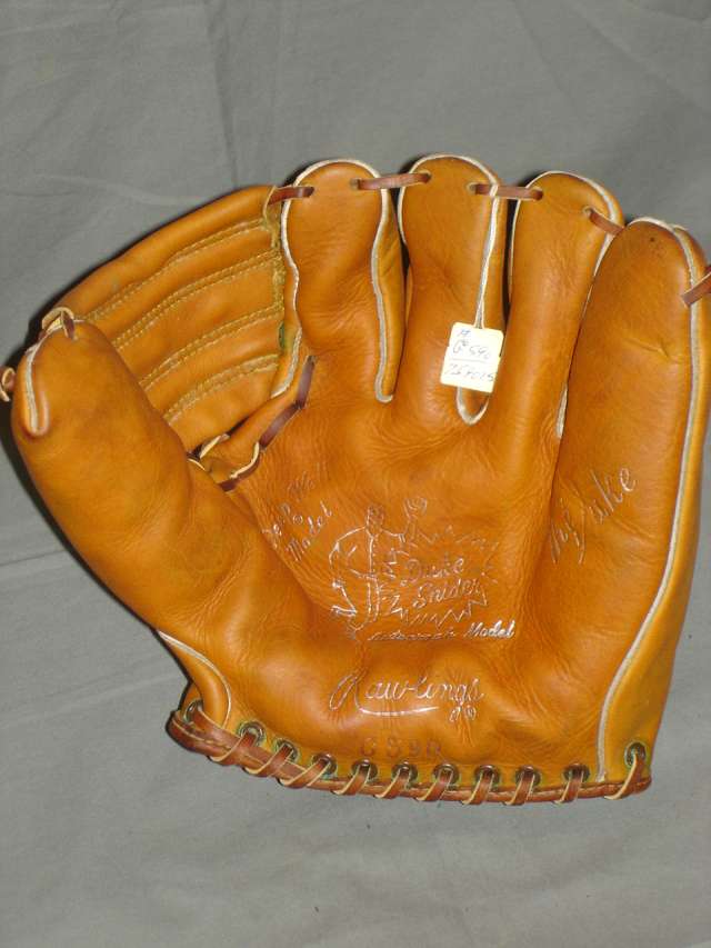 Duke Snider Rawlings G590 Front